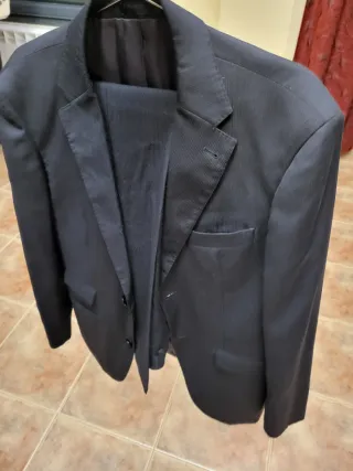 Traje negro hombre