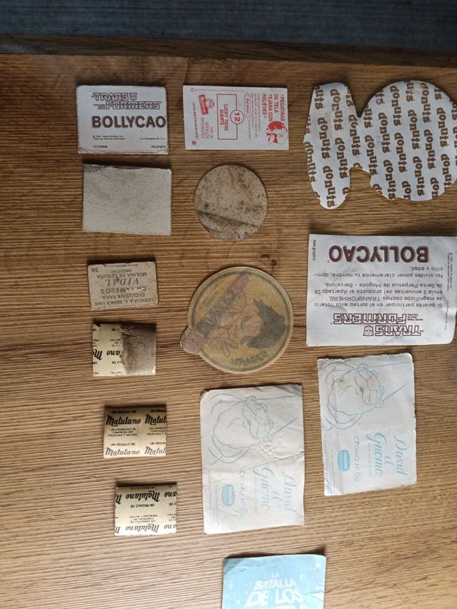 Lote 13 cromos Matutano, Danone, Bollycao...