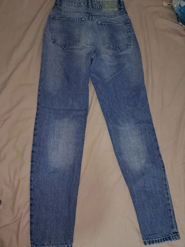 Pantalón vaquero Bershka azul