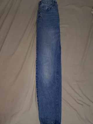 Pantalón vaquero Bershka azul