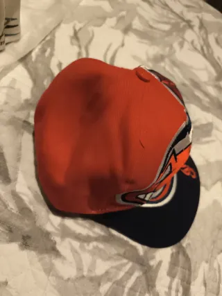 Gorra Vintage Indians Negra y Naranja