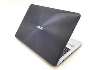 pc portatil asus f556u