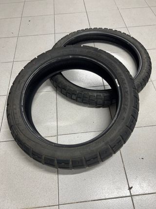 Neumáticos Pirelli Scorpion Trail 21 y 18