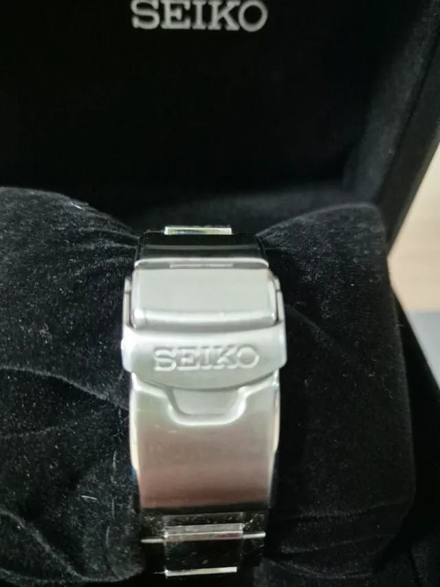 Reloj Seiko Prospex Solar Diver 200m