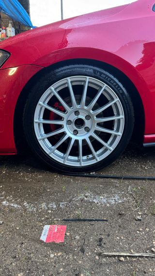 Llantas OZ Superturismo LM 18”