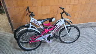 Bicicleta Infantil RUNFIT Rosa y Blanca son 2 a 40