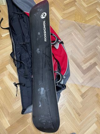 Tabla Snowboard Roja con Fijaciones y funda