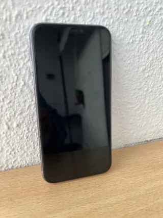 iPhone 11 viola