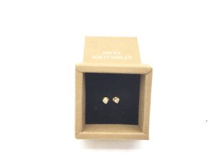 pendientes oro 18k con piedra con diamante de laboratorio