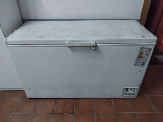 Arcón congelador blanco