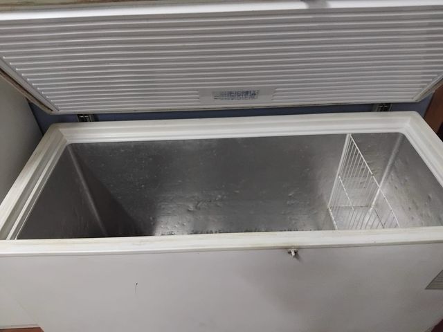 Arcón congelador blanco