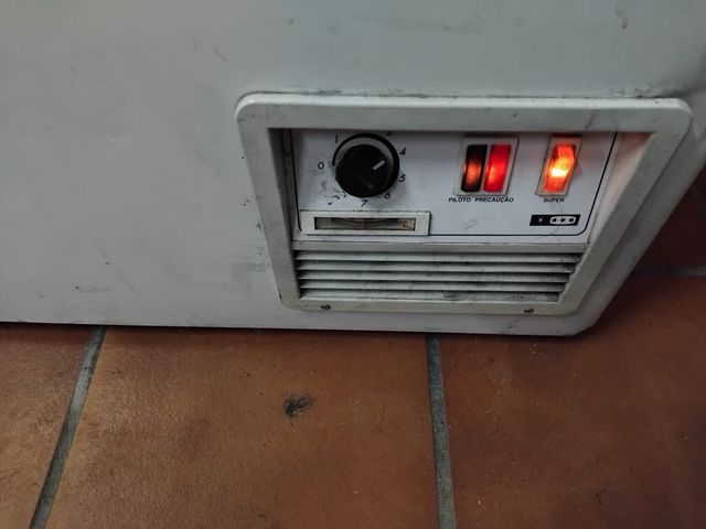 Arcón congelador blanco