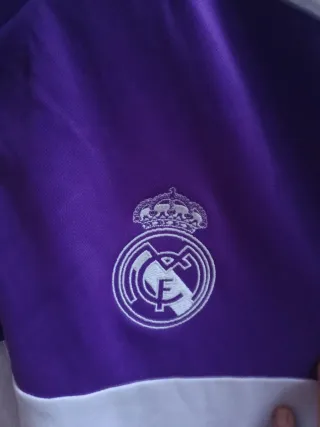 Chaqueta Real Madrid Adidas Talla L Morado