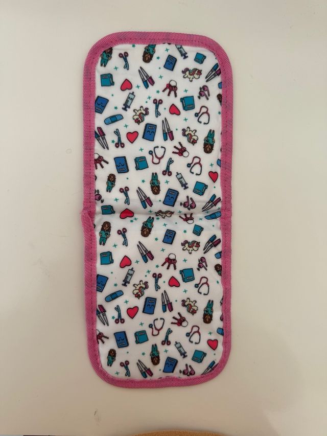 Salvabolsillos enfermería TCAE estampado