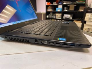 Portátil ASUS 17 Negro