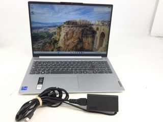 pc portatil lenovo 82xf