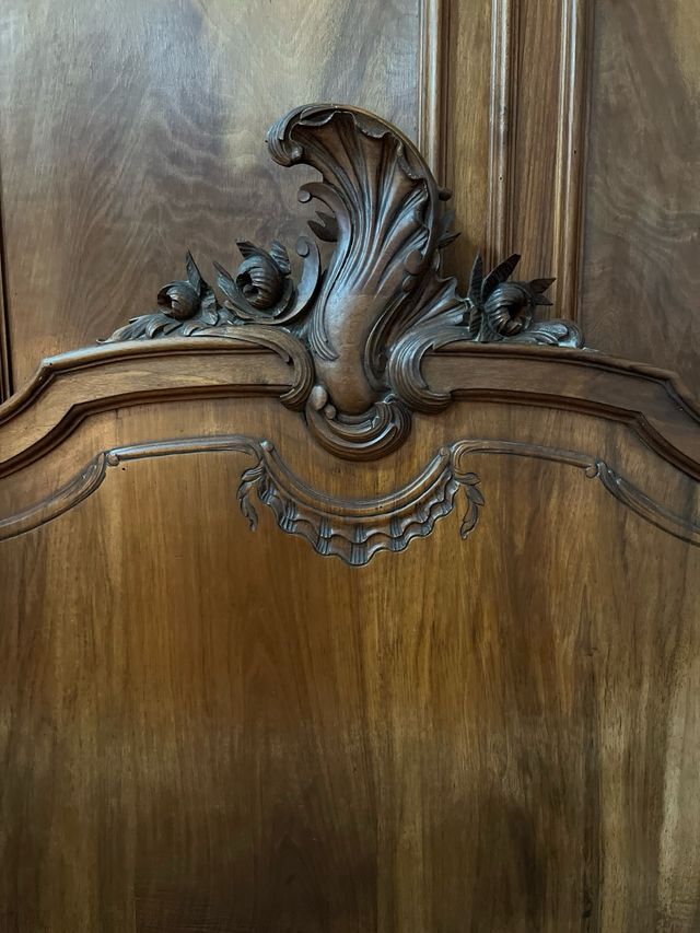 Cama Luis XV Madera Maciza