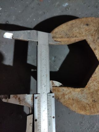 Llave fija 62 mm y 64mm