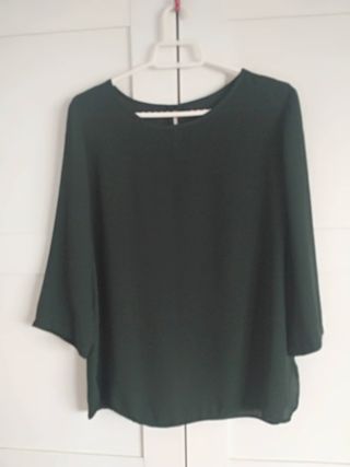 Blusa manga tres cuartos. Mango. Talla M