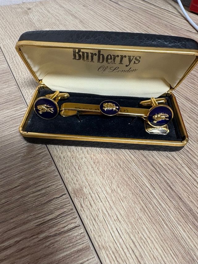Conjunto Burberrys Corbata y Gemelos Azul Dorado