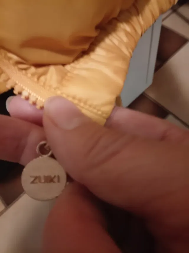 Piumino bomberino modello corto