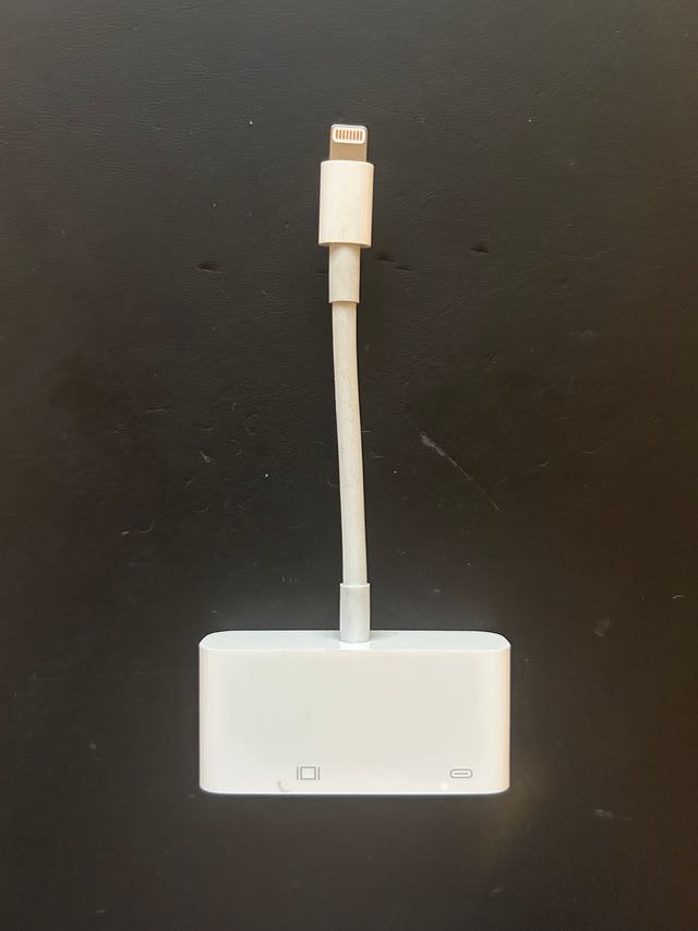 Adaptador Lightning a VGA Apple Original