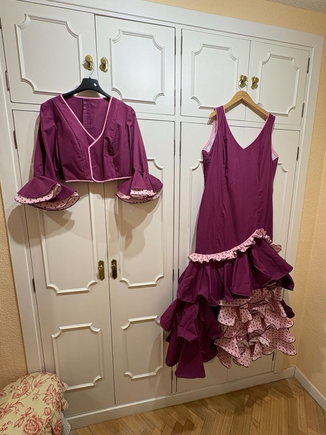 Traje de flamenca de diseñadora sin estrenar