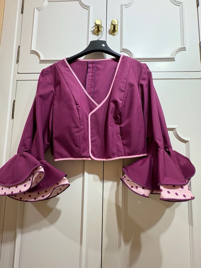 Traje de flamenca de diseñadora sin estrenar