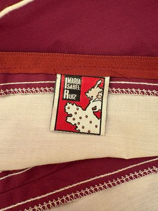 Traje de flamenca de diseñadora sin estrenar