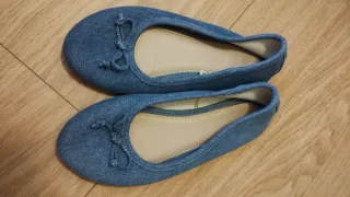 Bailarinas vaqueras con lazo