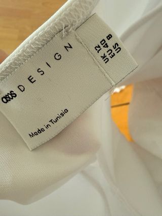 Top blanco manga abullonada