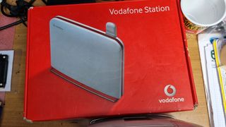 9752N-Vodafone station con scatola