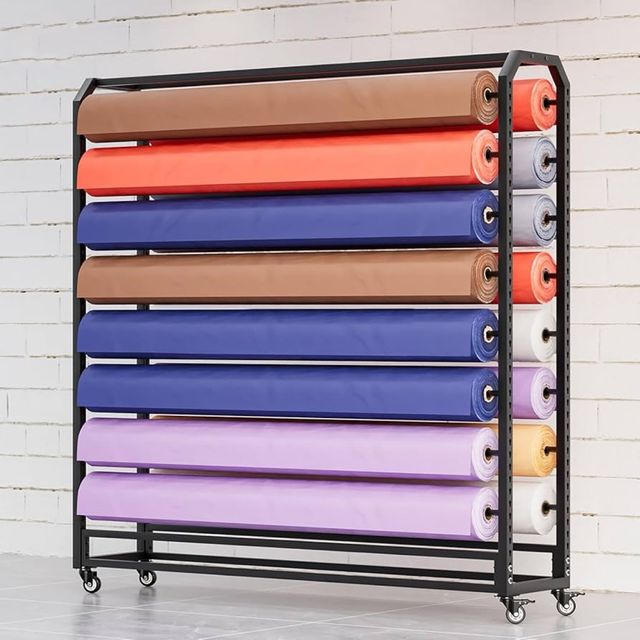 Suporte de prateleira para rolos de tecido e mais