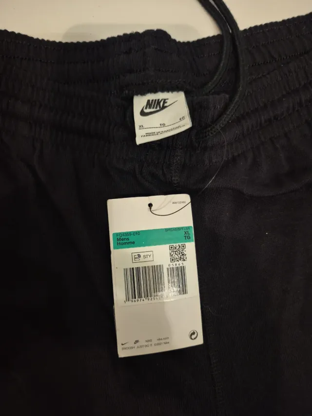 Pantalón corto deportivo Nike negro