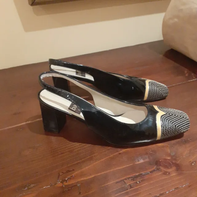 Sandali neri e oro slingback