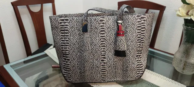 Bolso de hombro estampado