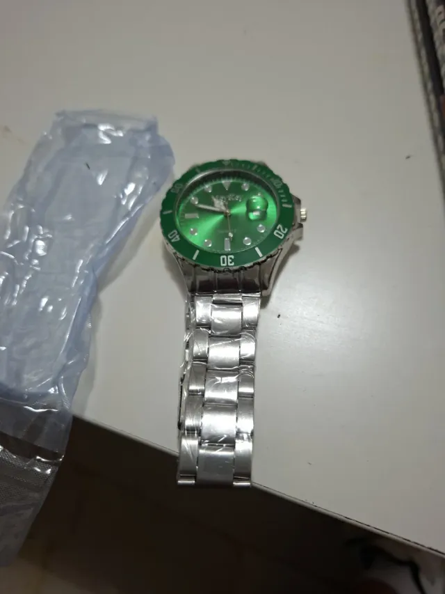 Relógio verde de pulso novo