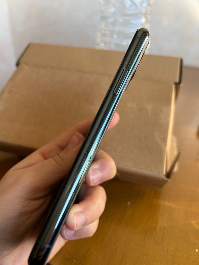 iPhone 11 Pro Verde Notte