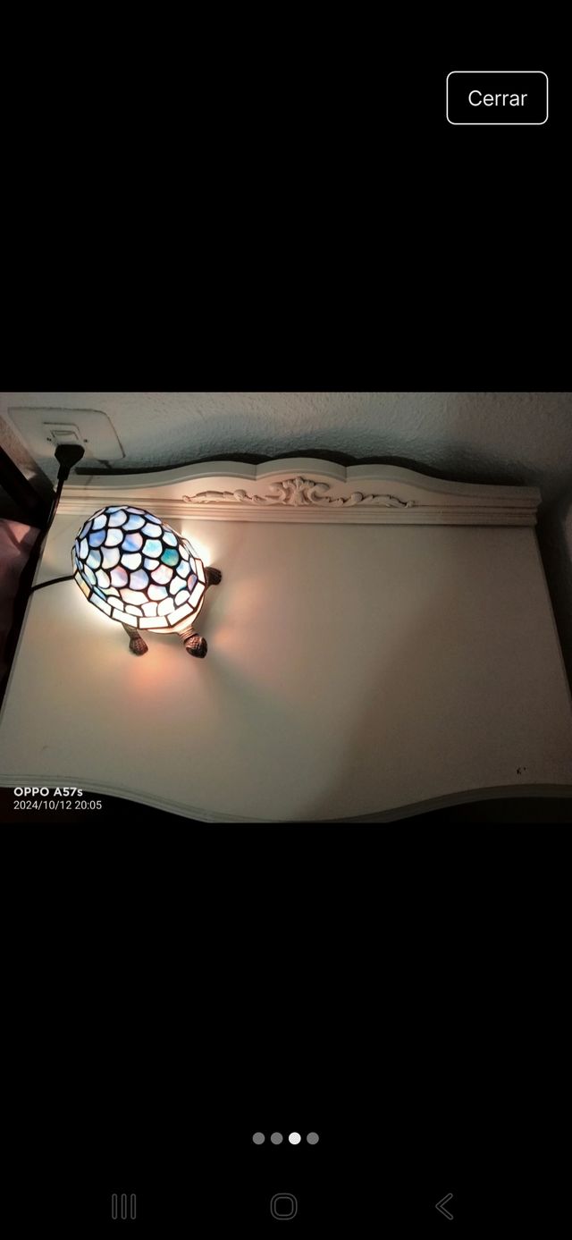 Dos preciosas mesitas de noche vintage