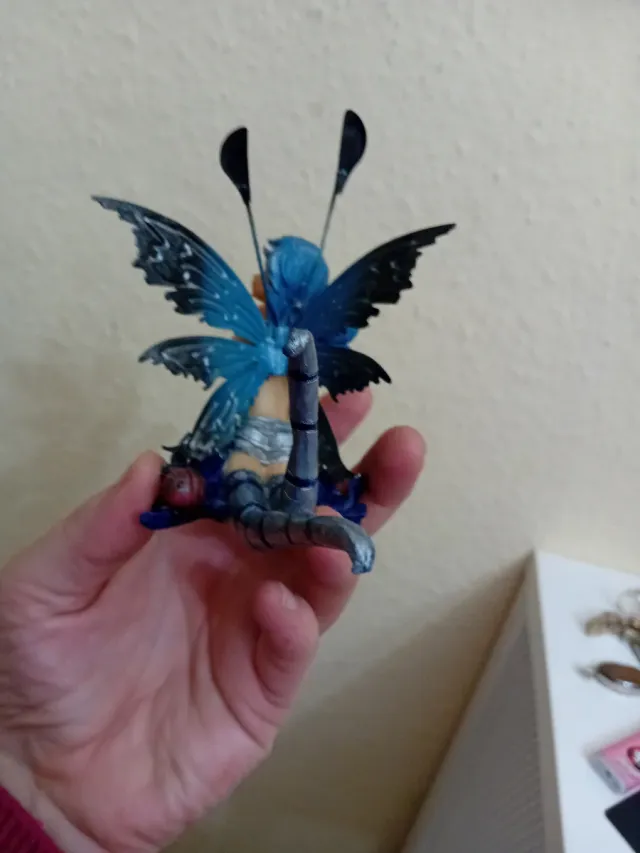 Fata decorativa ceramica e metallo