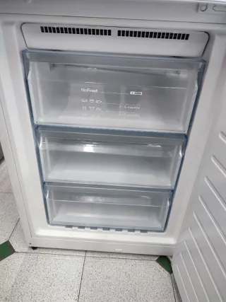 Nevera marca Balay clase A+ 186x60cm con garantía