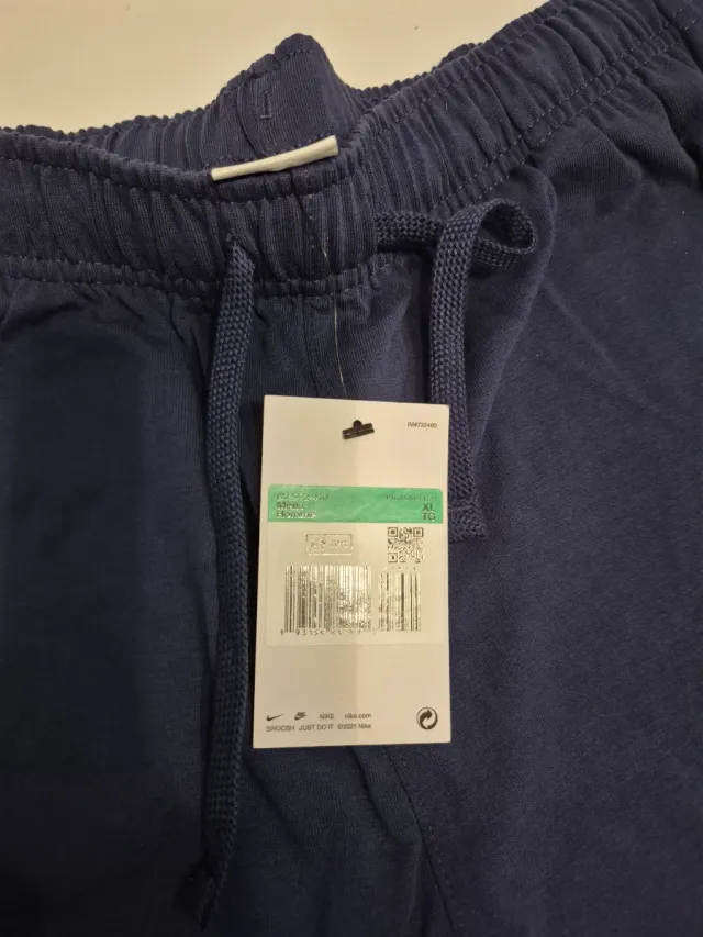 Pantalón corto deportivo Nike azul marino