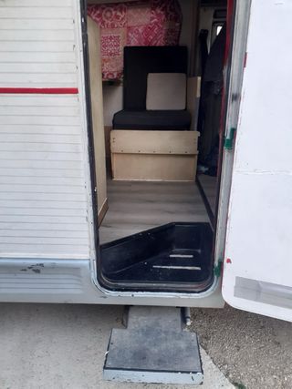SE VENDE AUTOCARAVANA MUY BARATA!OFERTA!LEER BIEN!