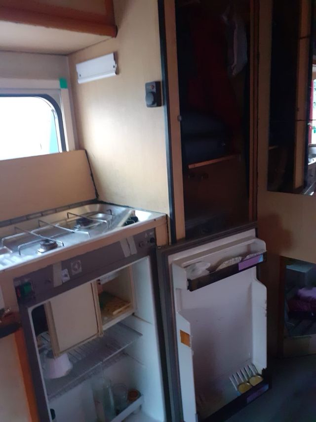 SE VENDE AUTOCARAVANA MUY BARATA!OFERTA!LEER BIEN!