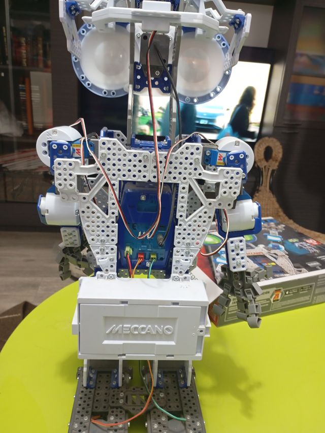 Meccano Meccanoid Robot Ensamblado