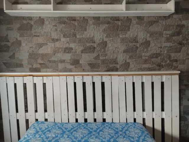 Cama Matrimonio con Cabezal Palets