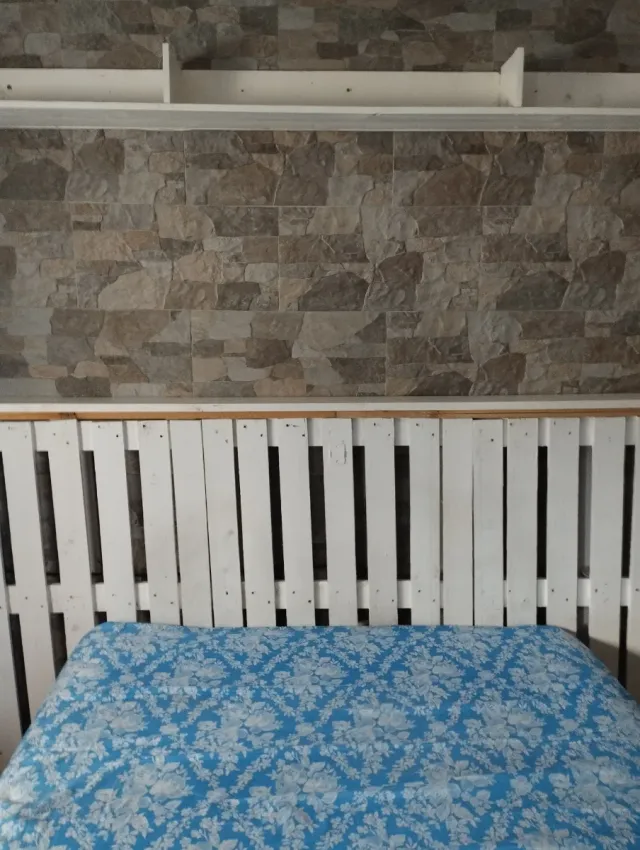 Cama Matrimonio con Cabezal Palets