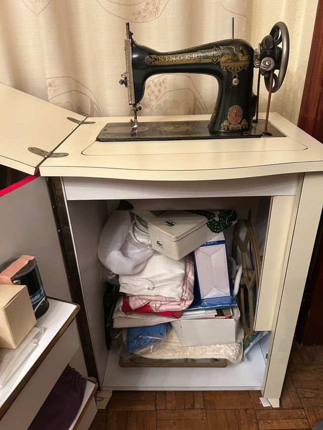 Máquina de coser Singer antigua