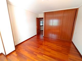 Piso en alquiler en O Berbés - Peniche en Vigo