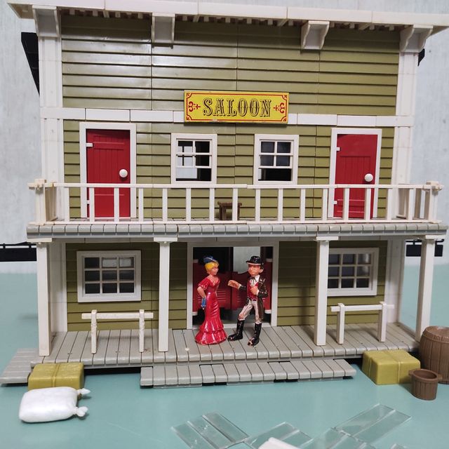 Saloon Exin West + Accesorios y figuras